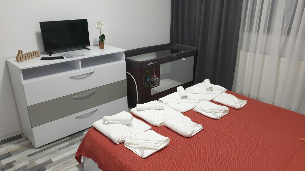 Summer Crib Mamaia-Sat 那沃达利 外观 照片