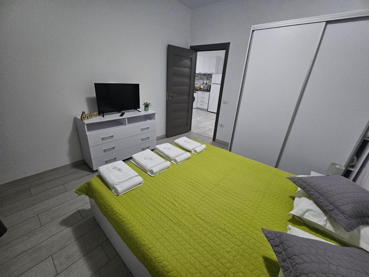 Summer Crib Mamaia-Sat 那沃达利 外观 照片