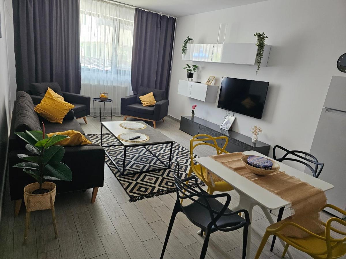 Summer Crib Mamaia-Sat 那沃达利 外观 照片