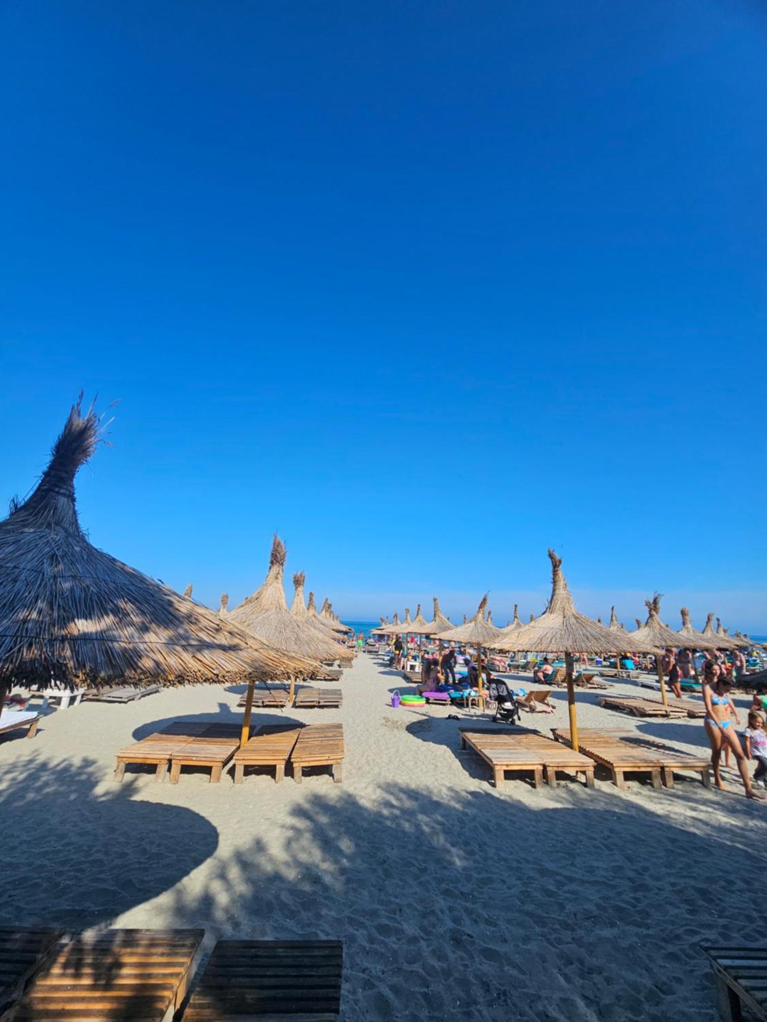 Summer Crib Mamaia-Sat 那沃达利 外观 照片